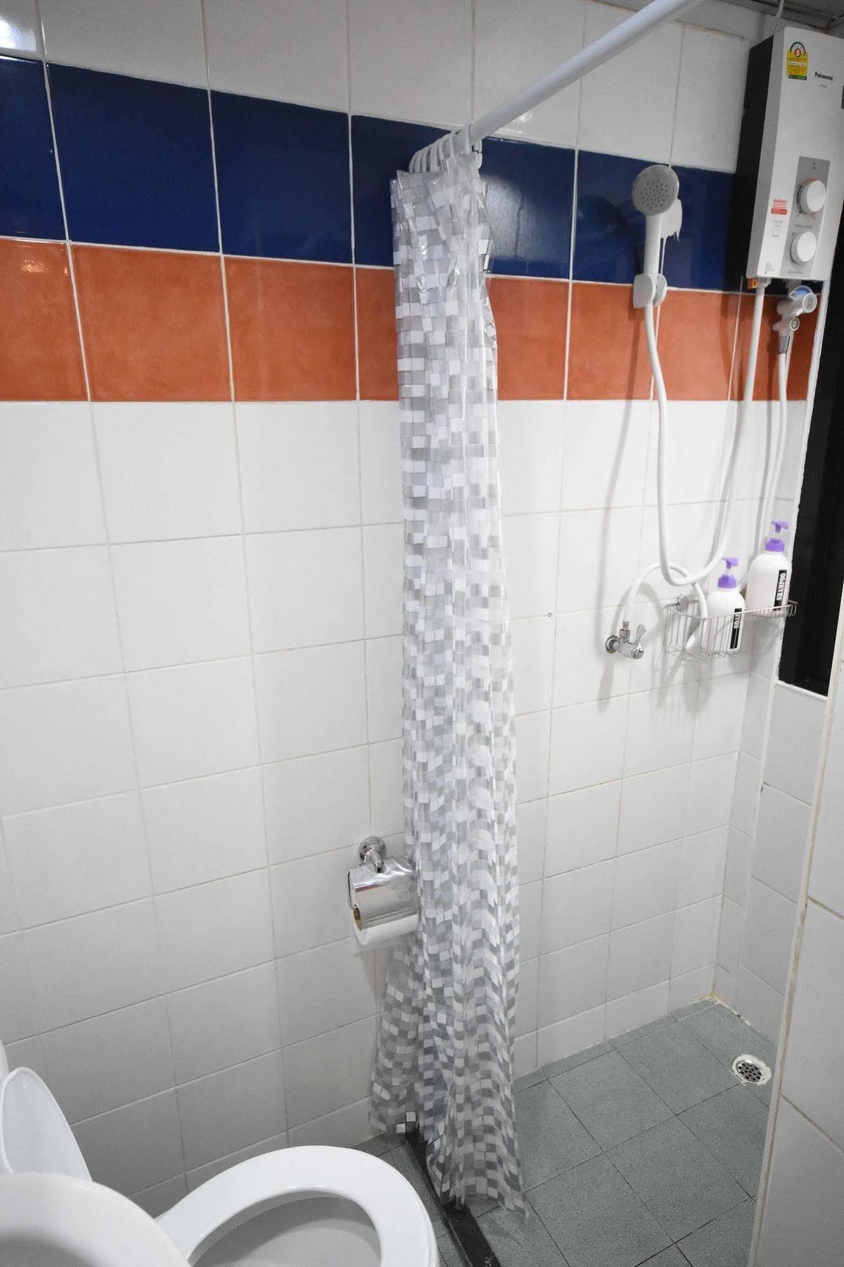 Room At Prachachuen Нонтабури Екстериор снимка