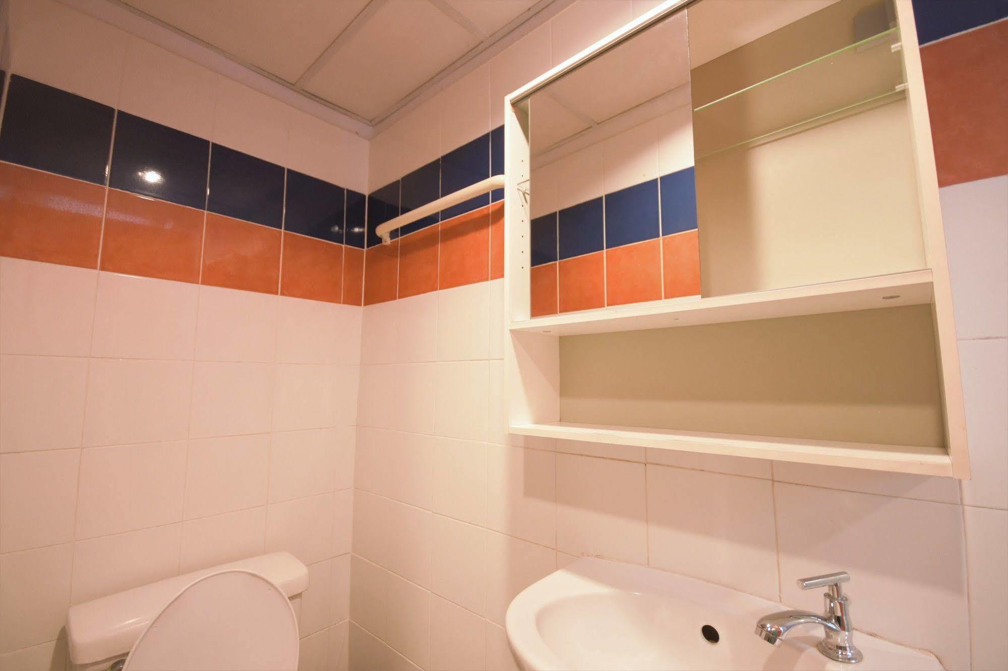Room At Prachachuen Нонтабури Екстериор снимка